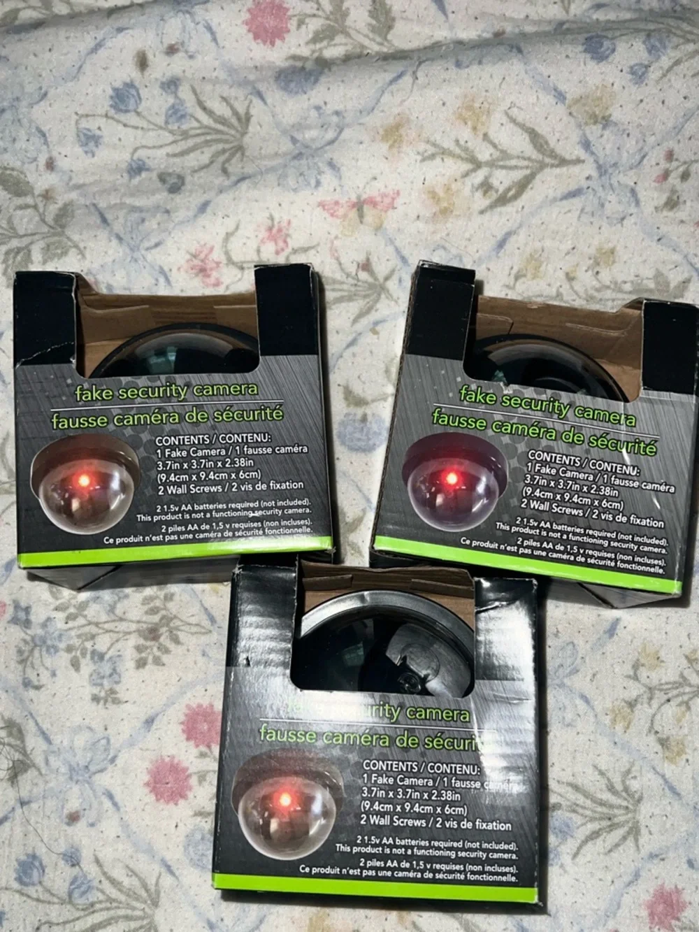 Faux surveillance Fake security cameras battery operated x3